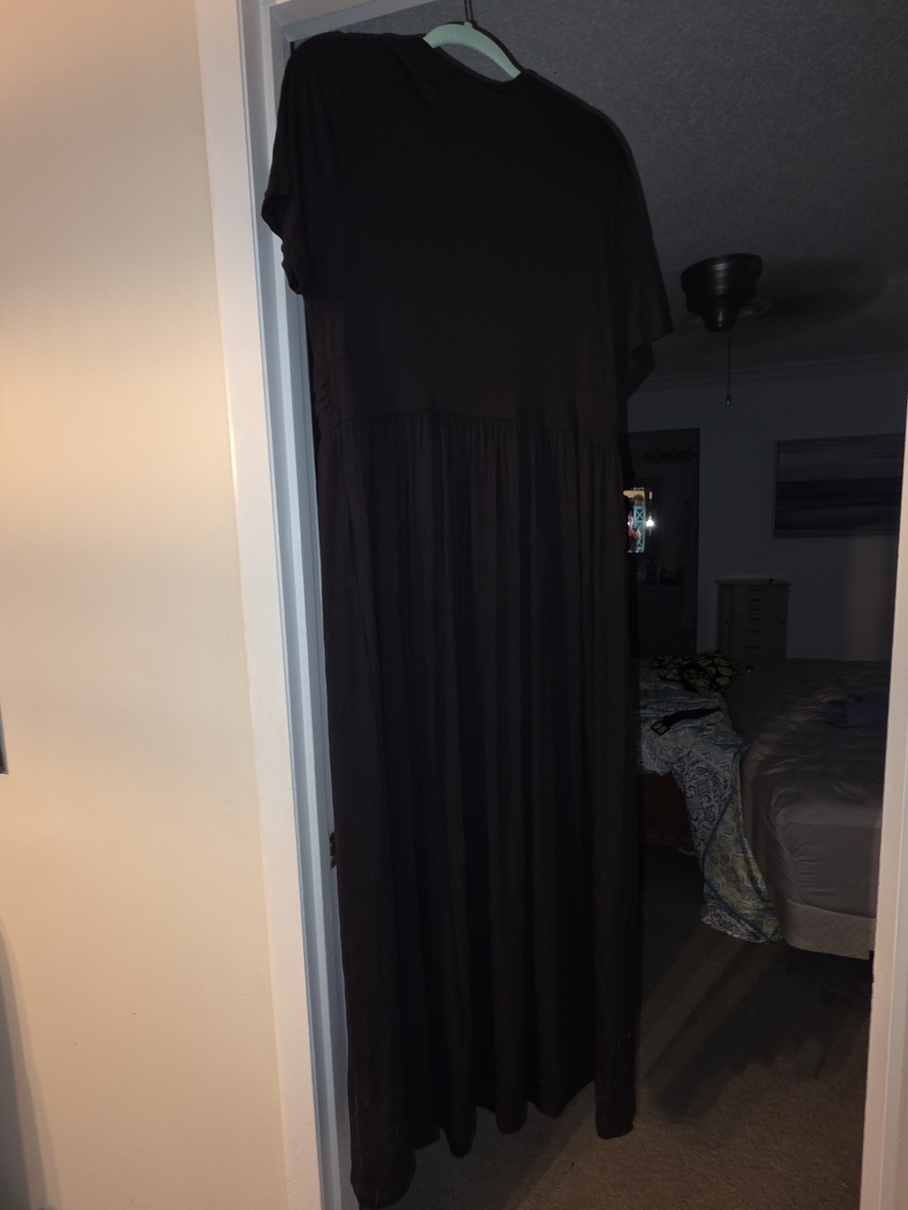 Women's Plus Size Black Maxi Dress With Pockets